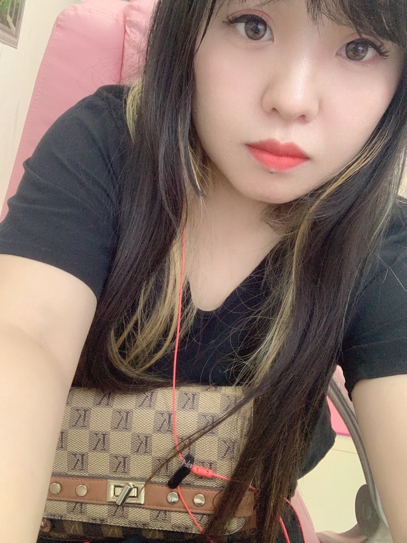 杨杨杨杨🎀的图片