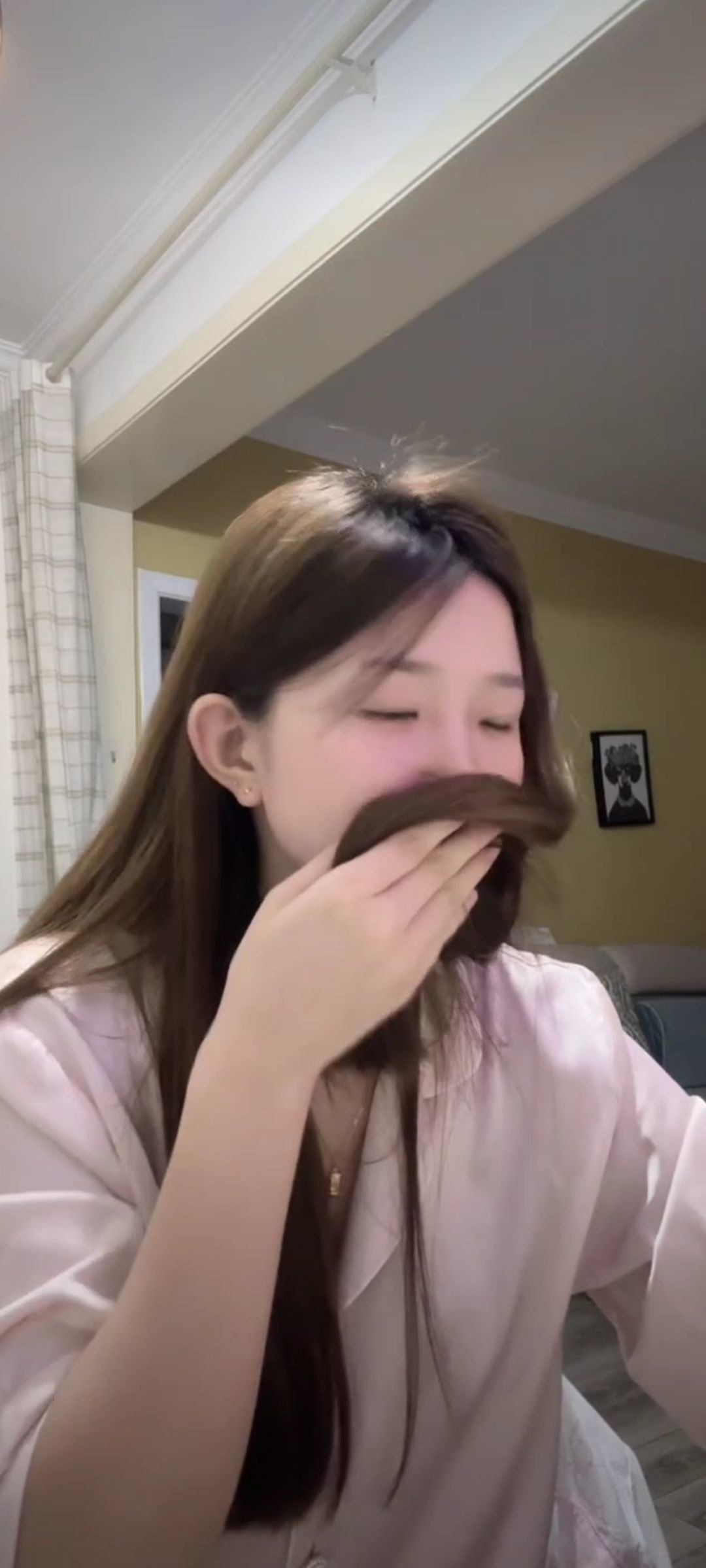 二两桃花醉今生主播图片
