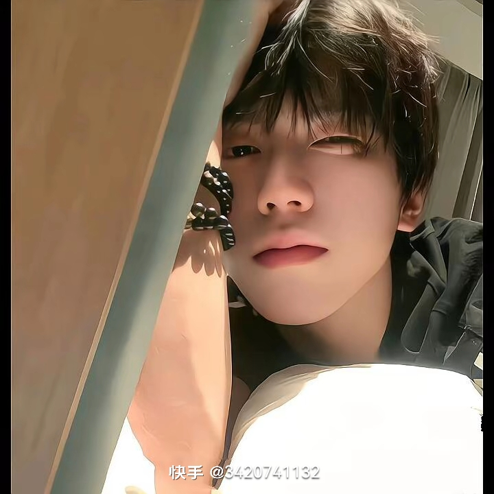 藏族才让🙏🏻海报