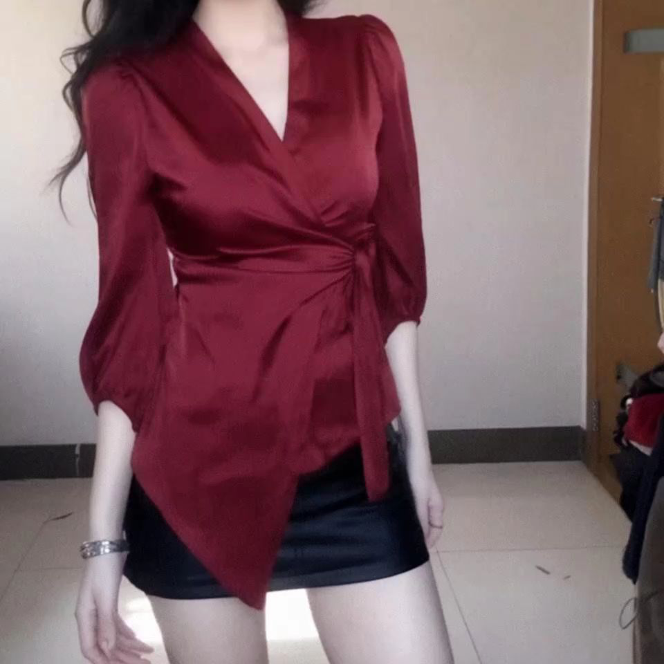 听音乐的河豚⋌海报