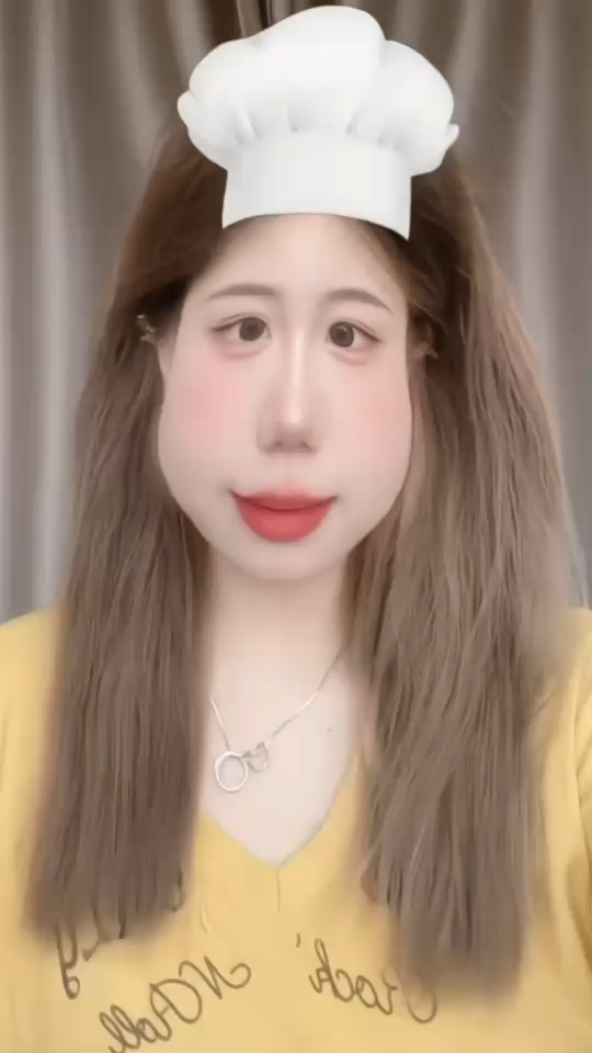 羞答答的玫瑰静悄悄的