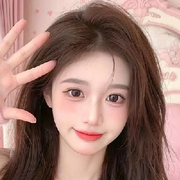 瑶瑶🍒🍒海报