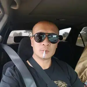 🦶扣脚大叔。
