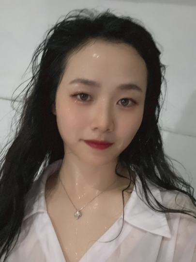 米妮Minnie海报