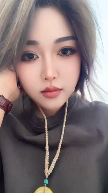 出来吹风啦/窃笑