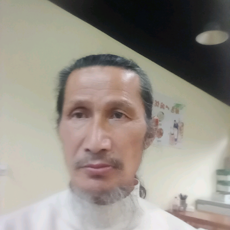画先生海报