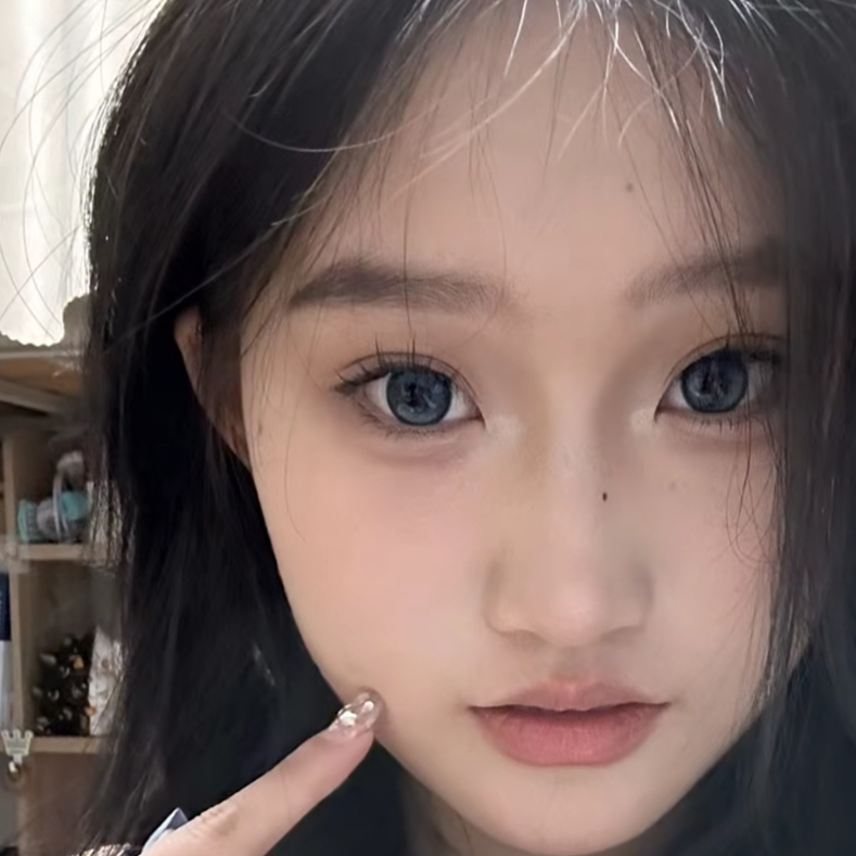 皓轩家的小主海报