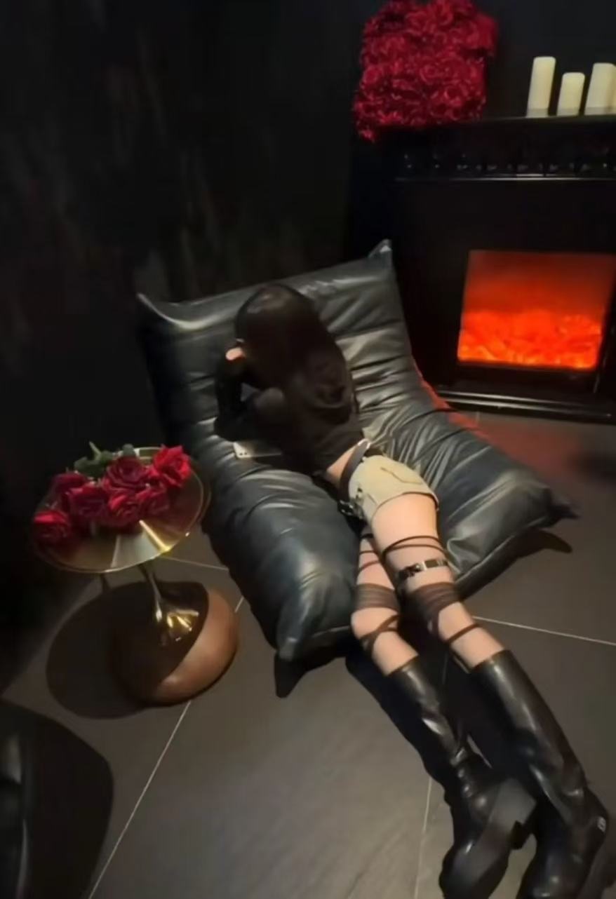 𝒯𝓈.4399的图片