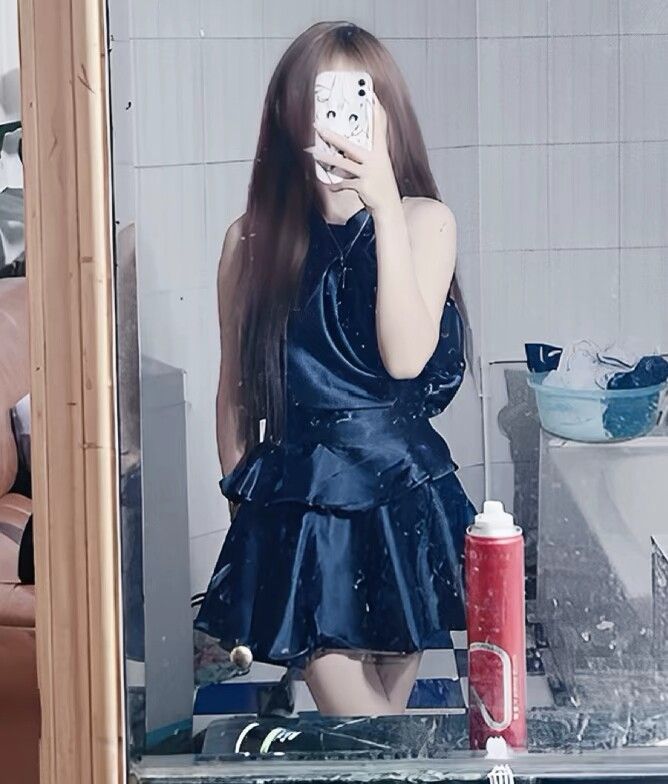 八月🐷的图片