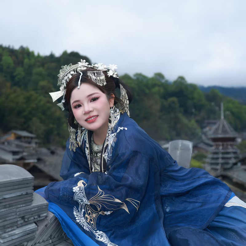 微胖女神*七七的主播海报