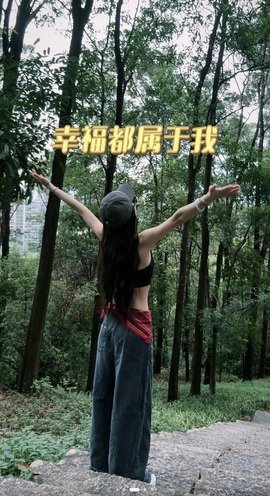 小缇娜主播照片