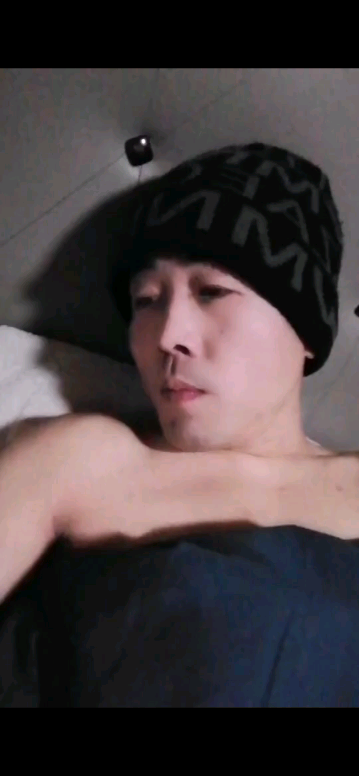哎呀妈卧槽玩游戏上头