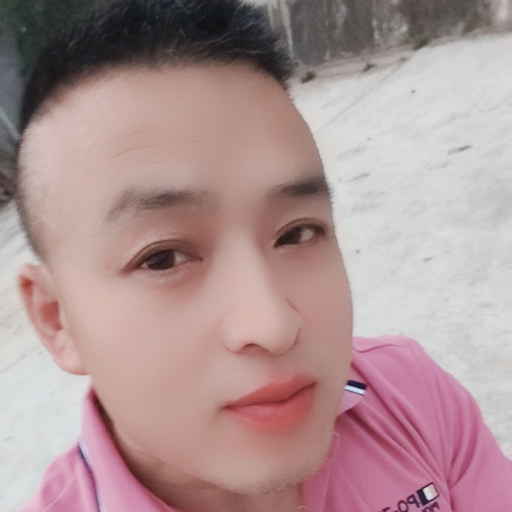 小/宇/点海报