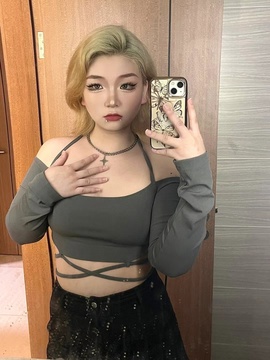 新人~溯月主播照片