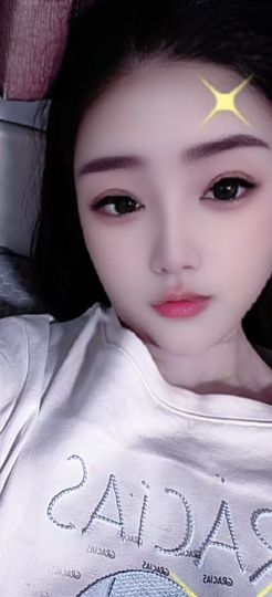 没心没肺玫瑰主播照片