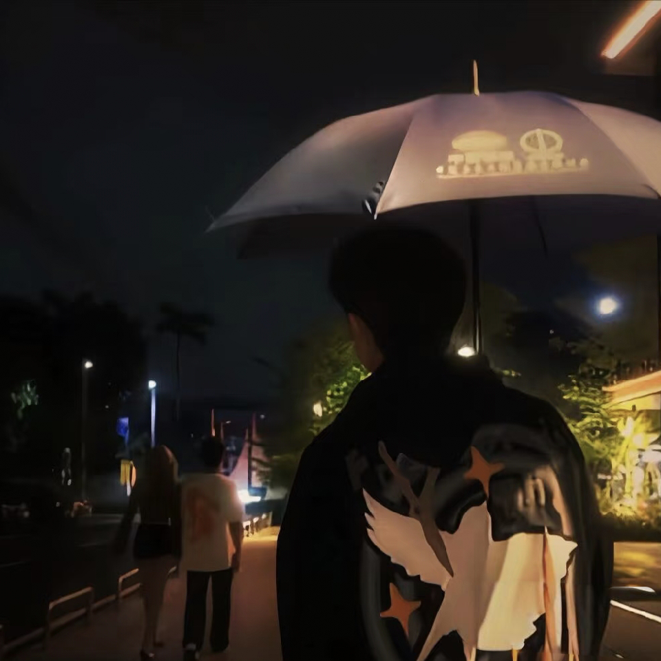 ℡今昔是何年海报