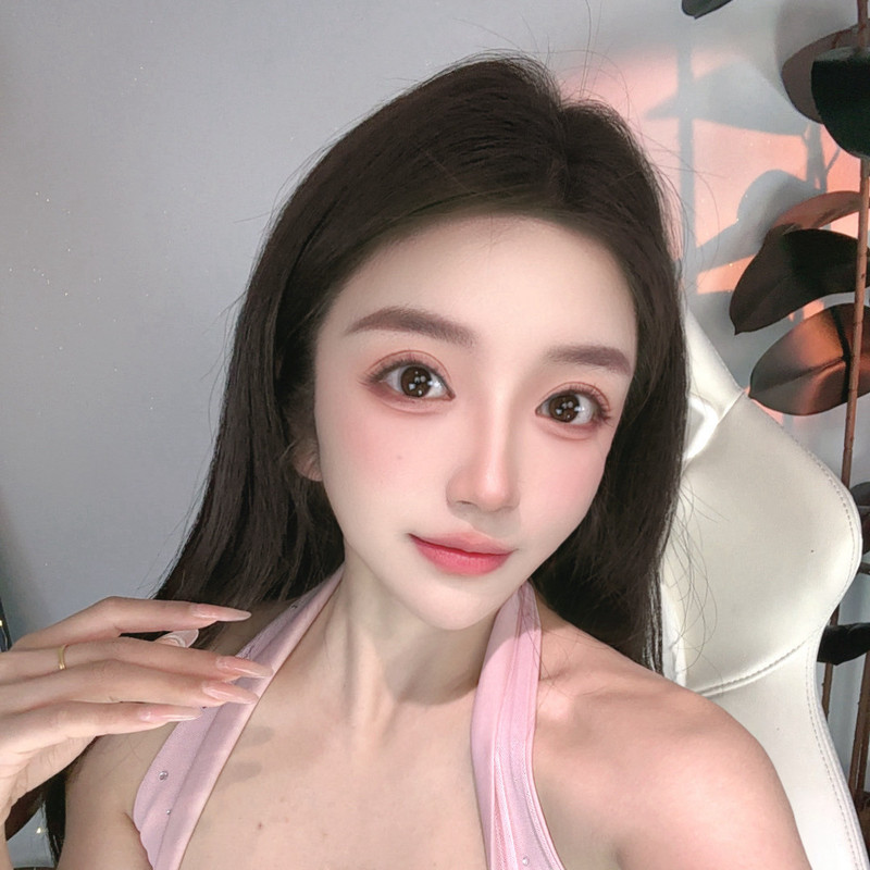 唐楚儿叫叨刃的直播间