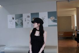 新人莳悦主播照片