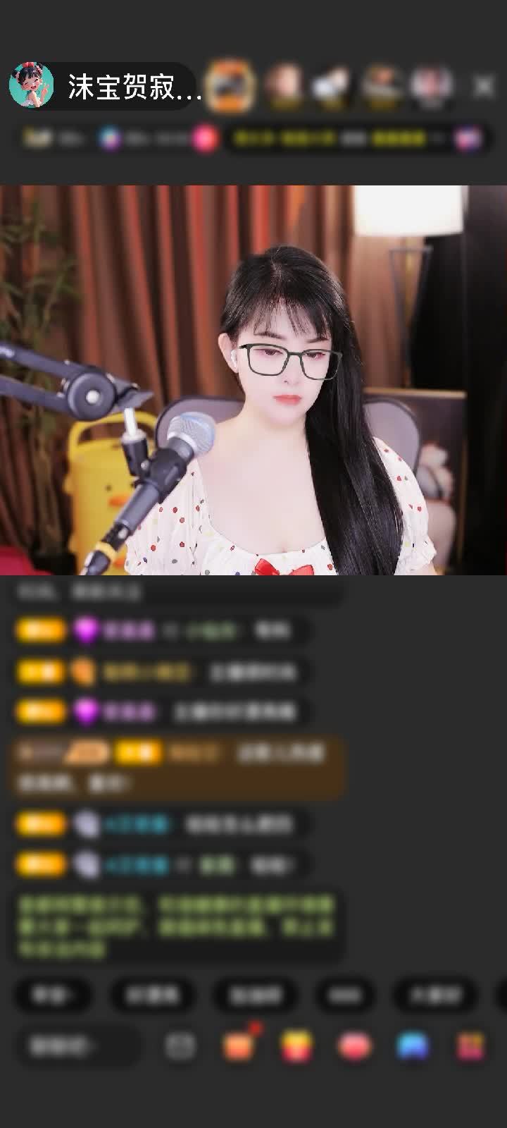 感谢糟老头子寂寞听歌！！赠送天空游乐园1个