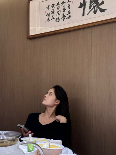 灵儿、唱歌滴海报