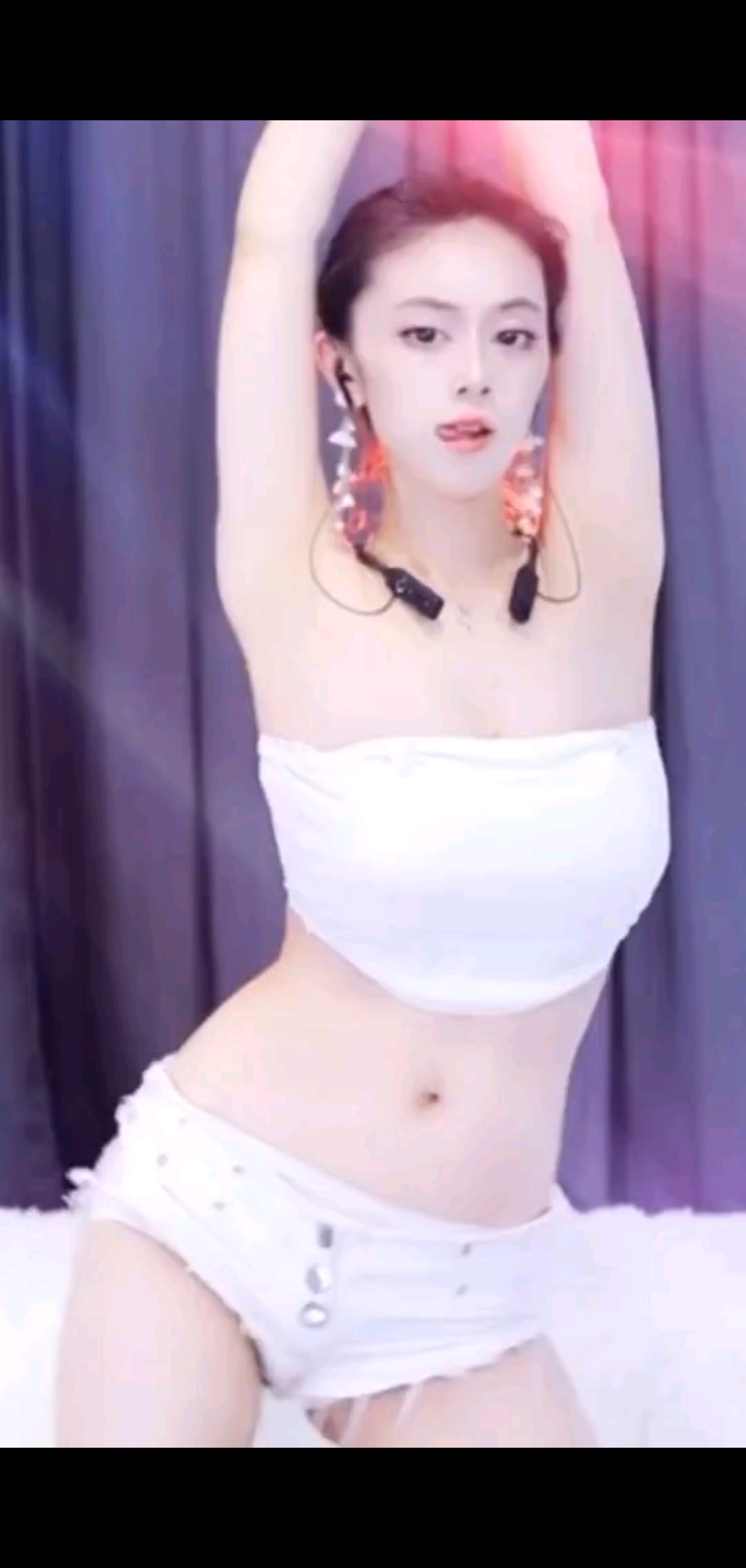舞蹈: /欢迎/欢迎