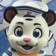 虎视眈眈….
