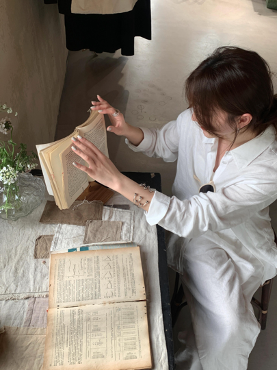 。孤城浪女海报
