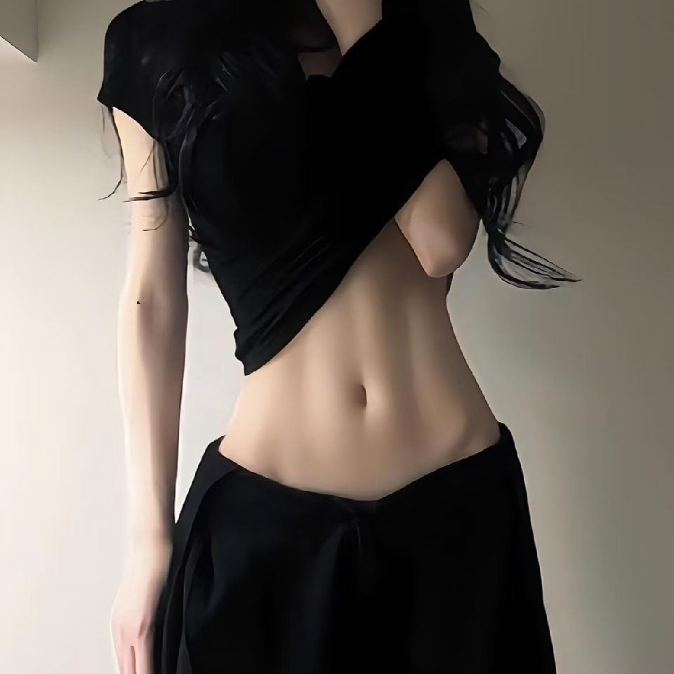 米莱🦄满满好运海报