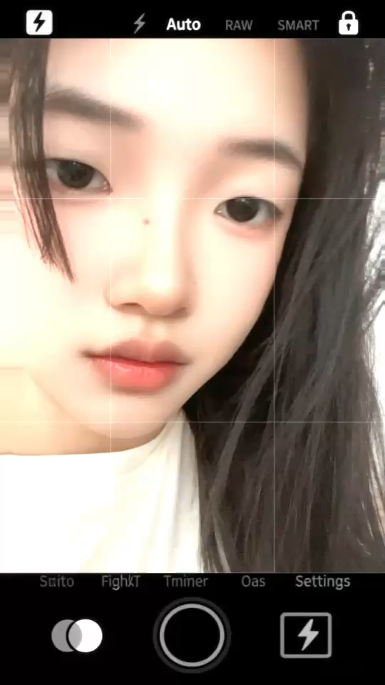 /狂笑
