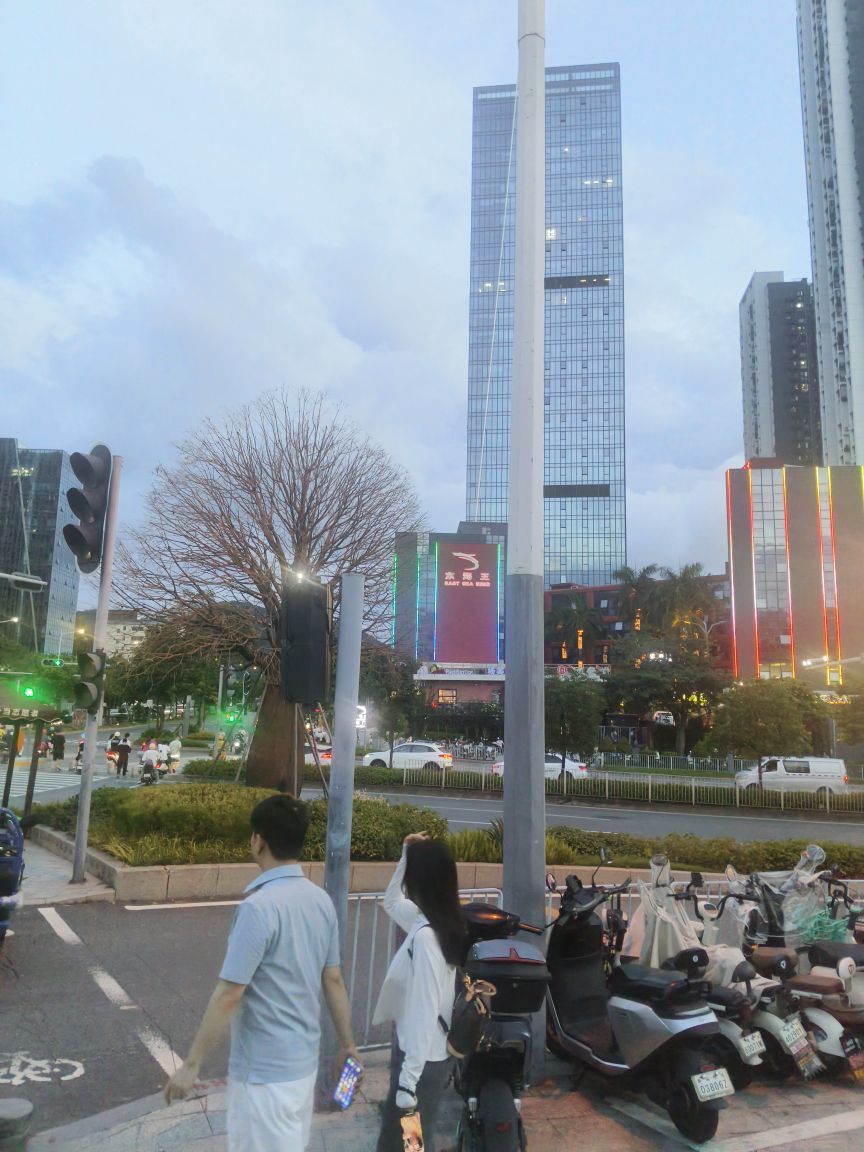 一个人旅行，欢哥。的图片