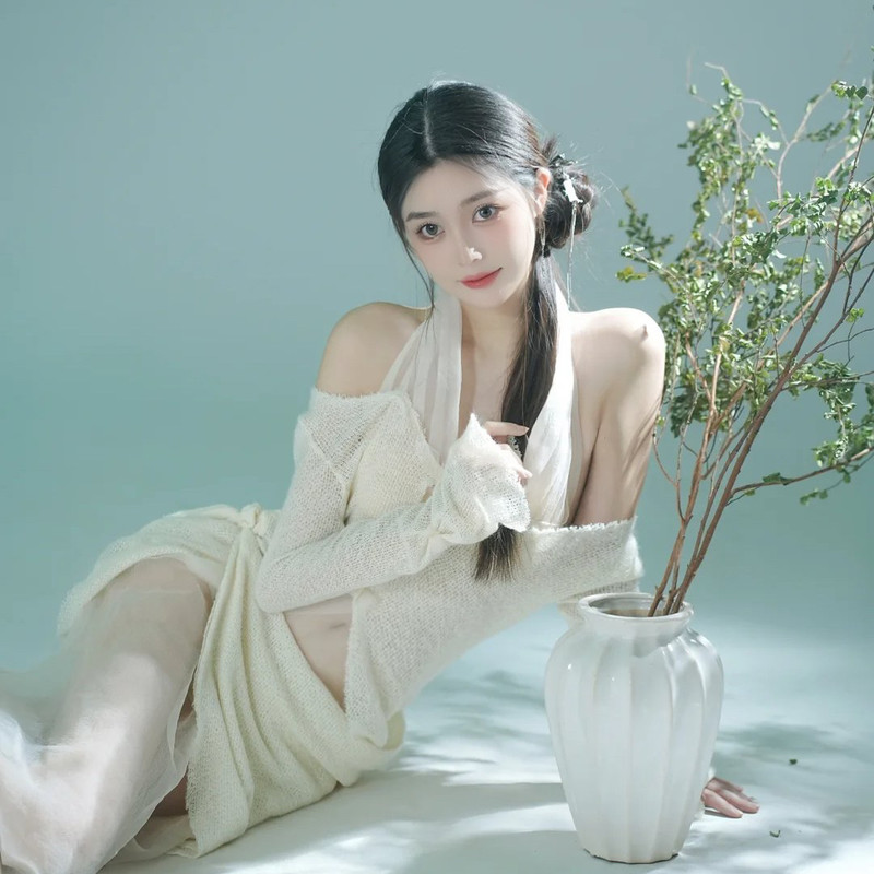 樱洛🍀.海报