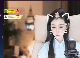Lily喵黑负丑主播照片