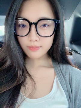 uu病休~主播照片