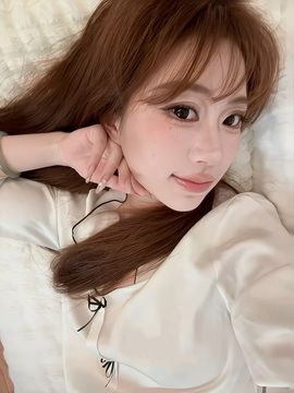 小糖包🍞台球女神主播照片