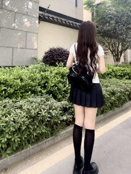 宝贝贝～海报