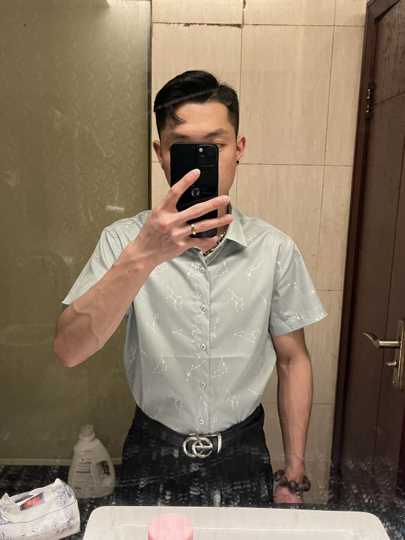 KiLeoYc海报