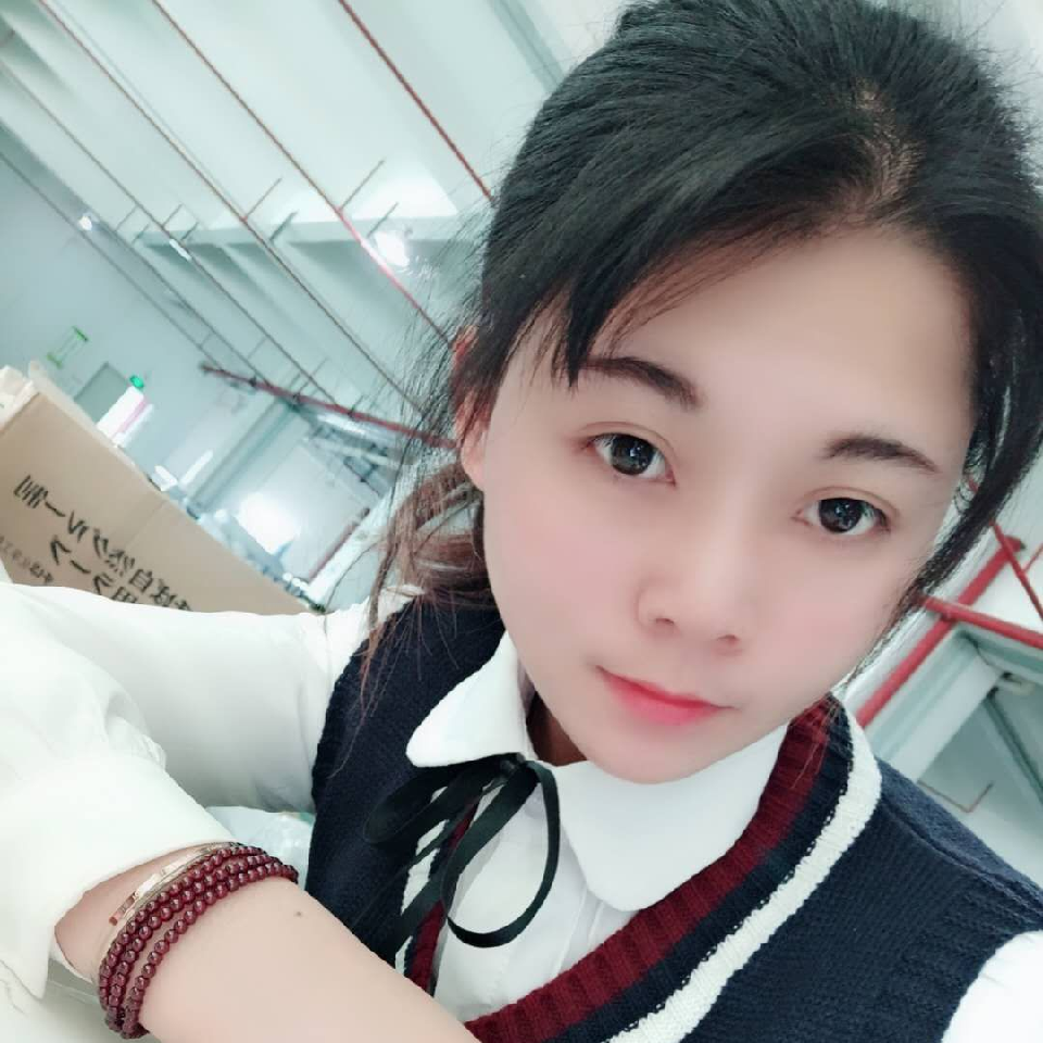 々倔强こ男孩う海报