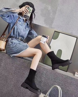 叶漫漫~努力努力！的图片