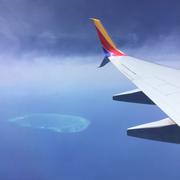 海洋上空的巨龍Br