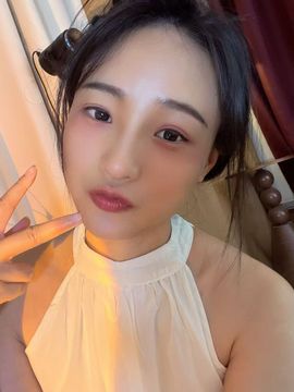 宝莉吖主播照片