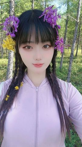 妞妞徒步三亚主播照片