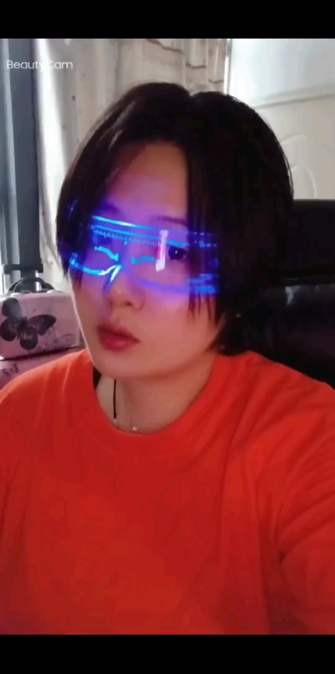 哈哈哈……