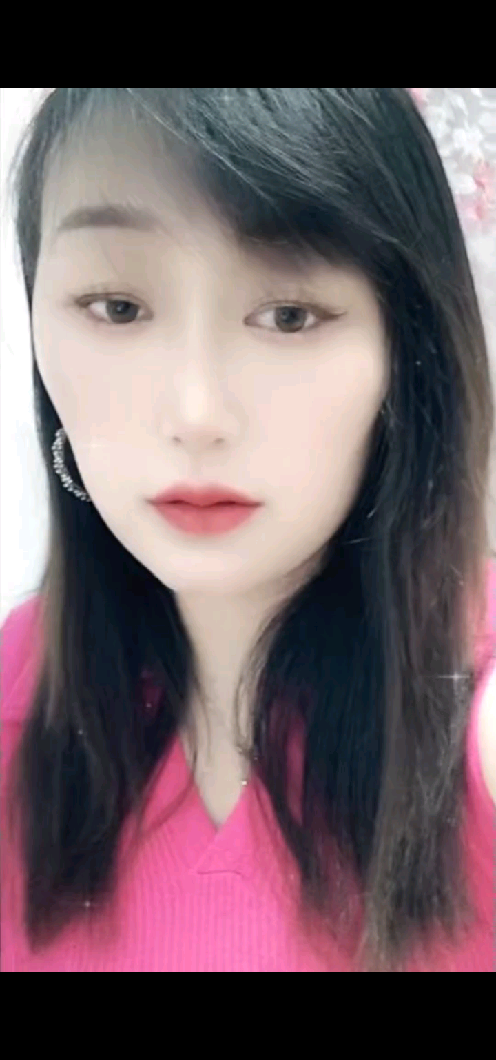 臭美一下/窃笑/害羞