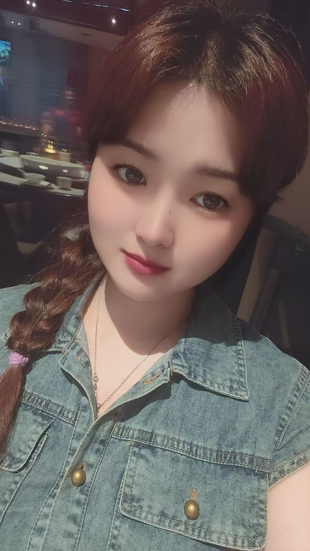 菲儿🌻加油海报