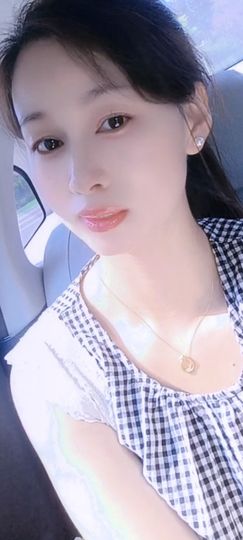 紫色的七主播照片