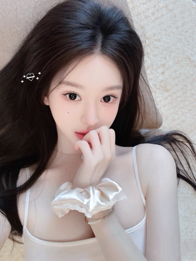 开心🎀一枕黑甜海报