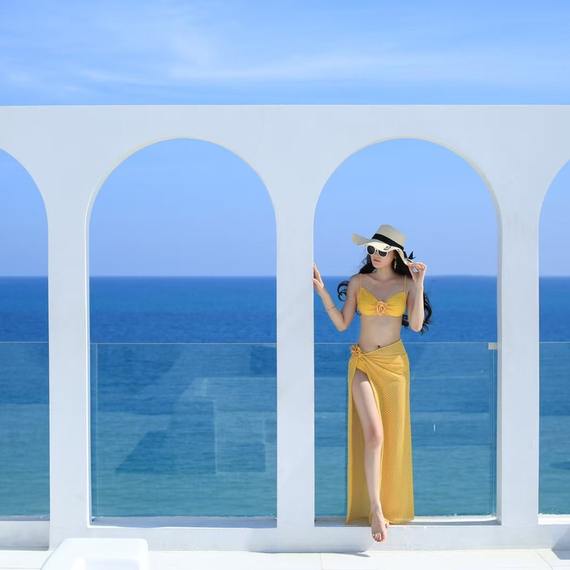 新主播凡凡的主播海报