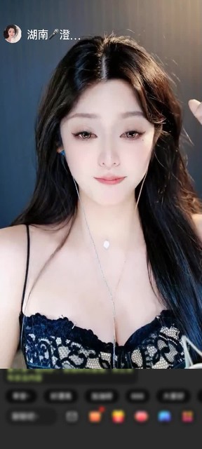 感谢～我思故我在～赠送绮梦霓裳1个