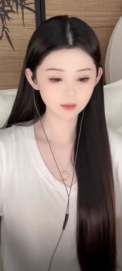 二两桃花醉今生主播照片