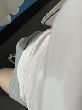 温婉不饿主播照片